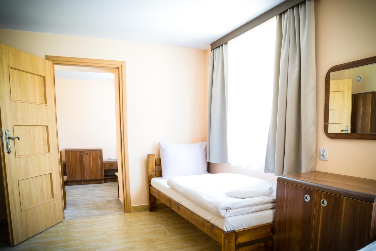 Zgoda Kompleks Hotelarski Świętochłowice Exterior foto